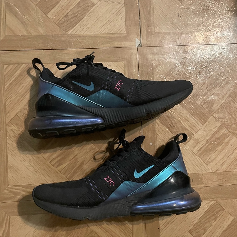 Nike Air Max 270